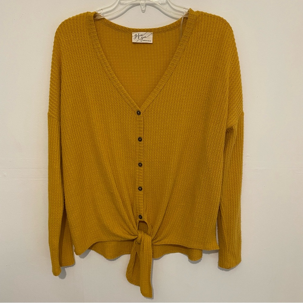 Before You waffle-knit, tie-front, high-low top long sleeve mustard yellow Small